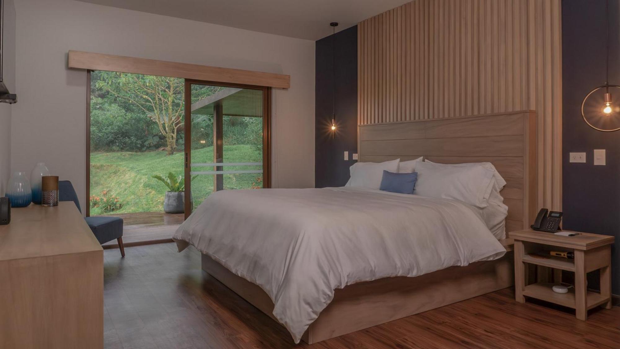 El Silencio Lodge & Spa Costa Rica Toro Amarillo الغرفة الصورة