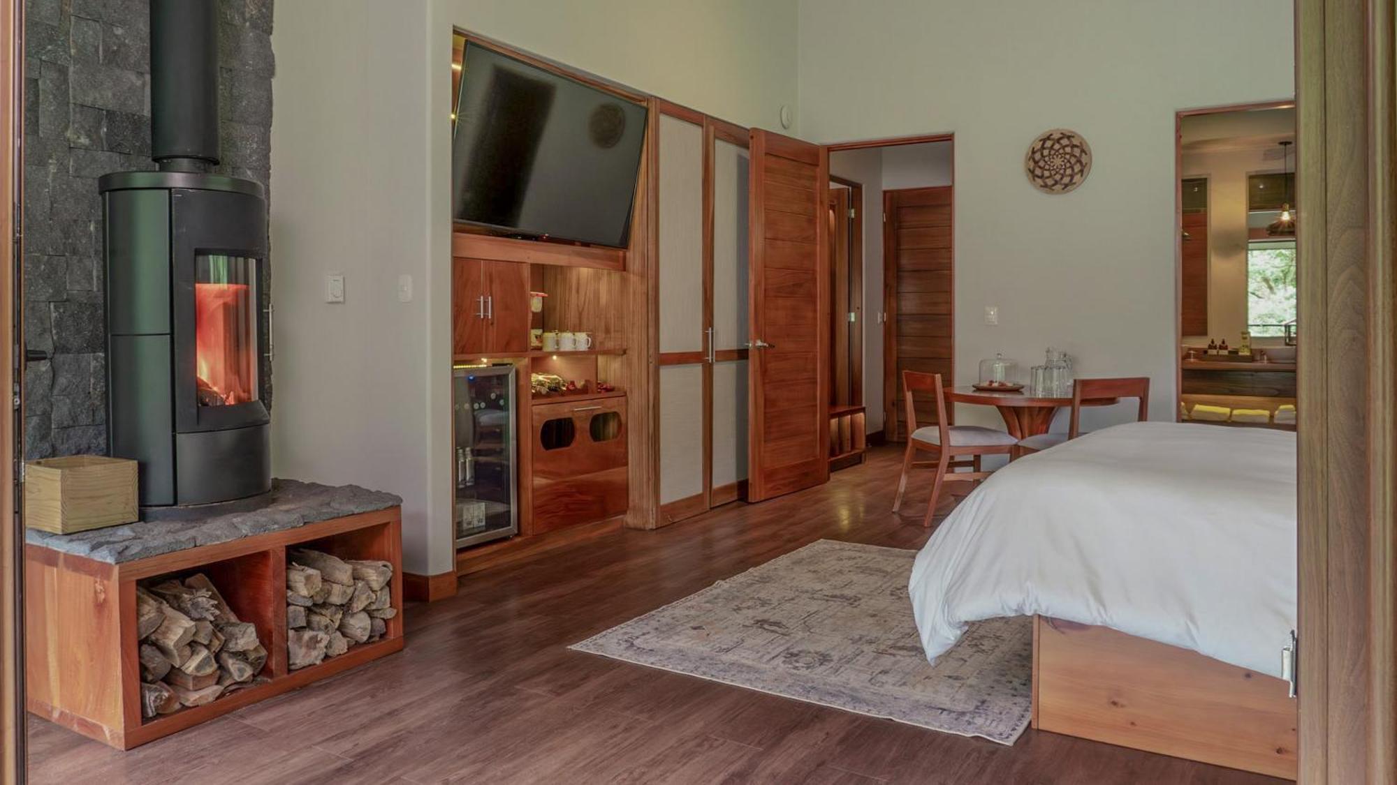 El Silencio Lodge & Spa Costa Rica Toro Amarillo الغرفة الصورة