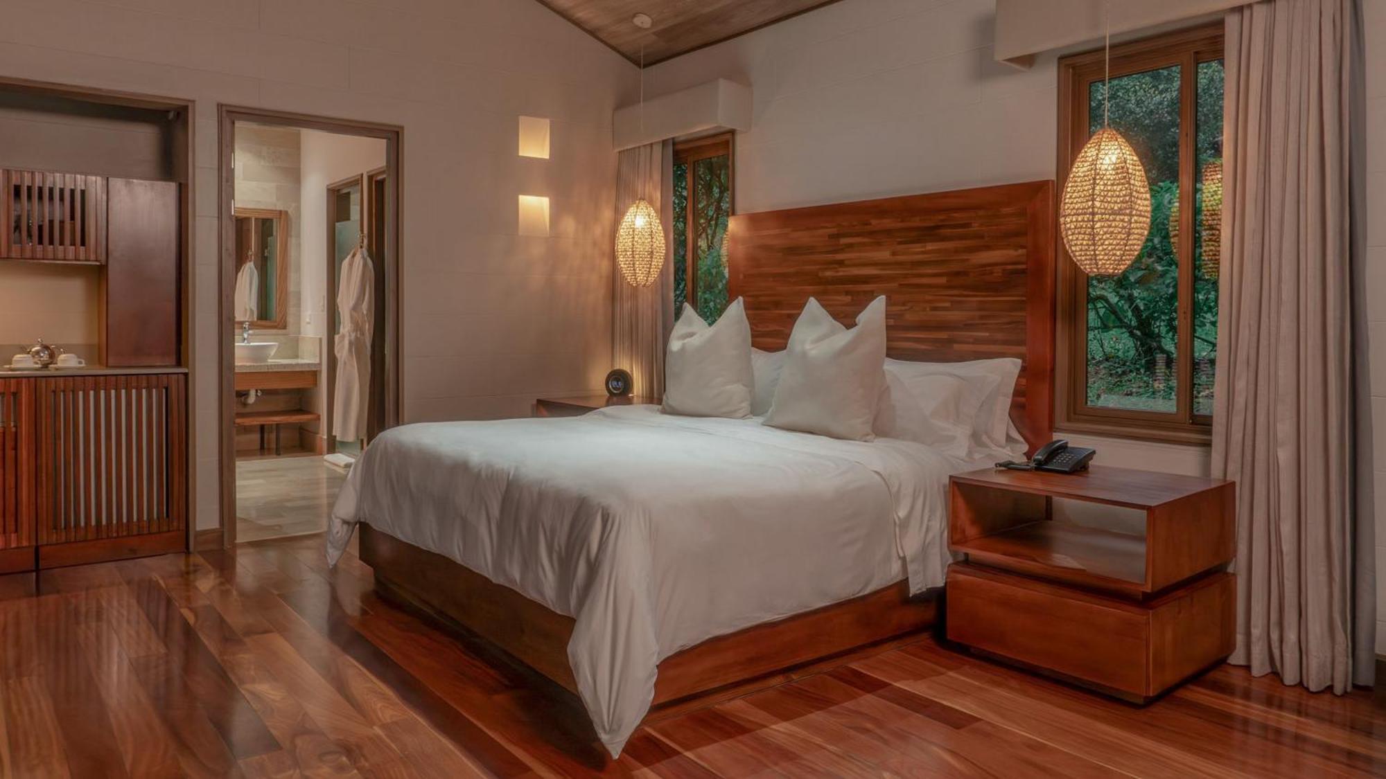 El Silencio Lodge & Spa Costa Rica Toro Amarillo الغرفة الصورة