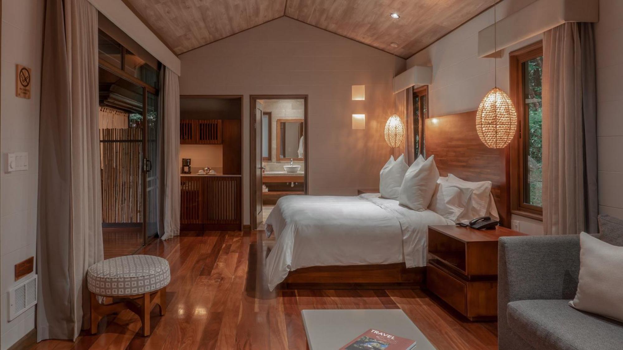 El Silencio Lodge & Spa Costa Rica Toro Amarillo الغرفة الصورة